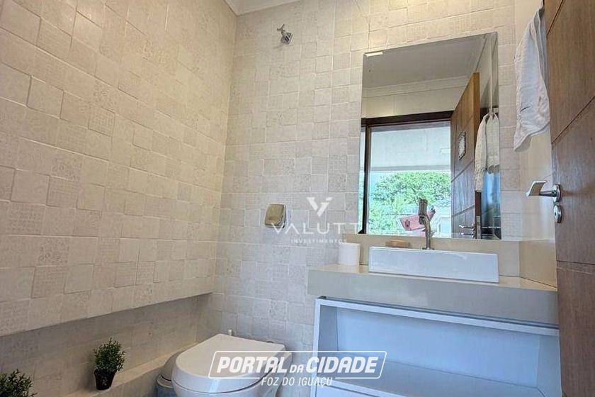 Casa &agrave; venda - 388m&sup2; - Condom&iacute;nio Vila Residencial B