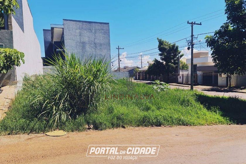 Terreno &agrave; venda - 348m&sup2; - Jardim Ip&ecirc; III