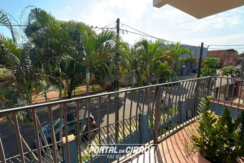 Sobrado &agrave; venda - 375m&sup2; - Porto Meira