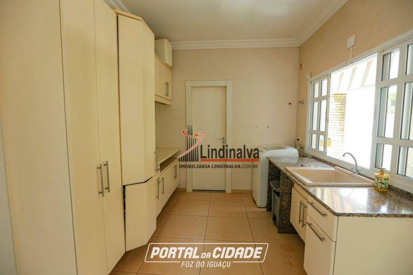 Sobrado &agrave; venda - 584m&sup2; - Jardim Igua&ccedil;u