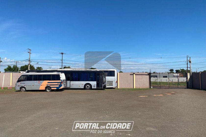 Sal&atilde;o Comercial &agrave; venda - 1614m&sup2; - Loteamento Comercial e Residencial Cataratas