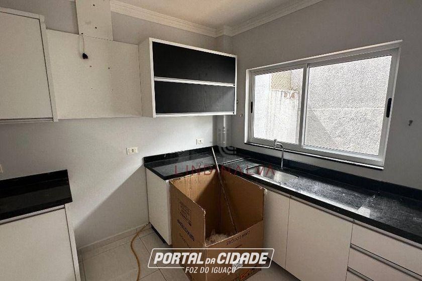 Sobrado para alugar - 82m&sup2; - Vila Yolanda