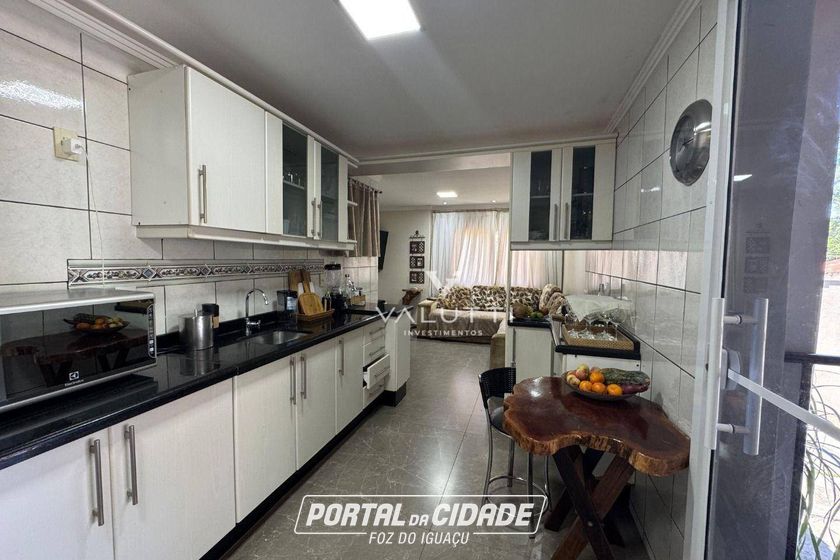 Casa &agrave; venda - 200m&sup2; - Vila A