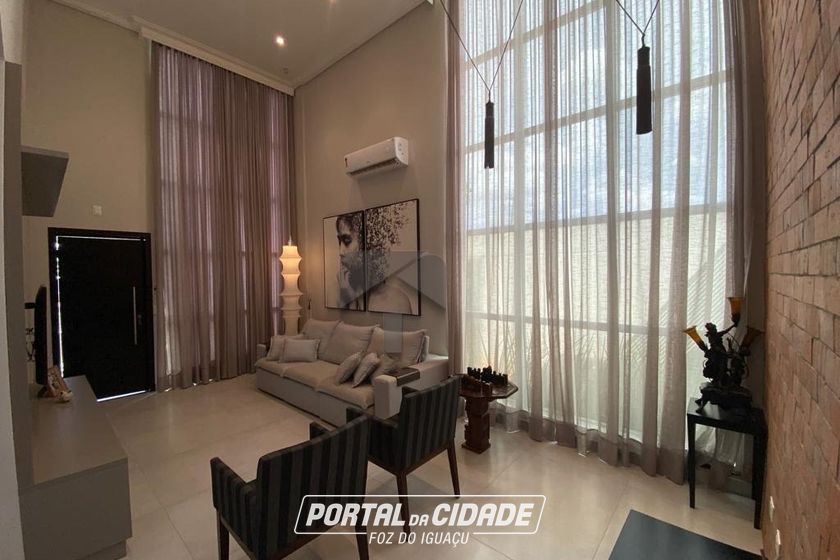 Casa &agrave; venda - 262m&sup2; - Jardim Bandeirantes