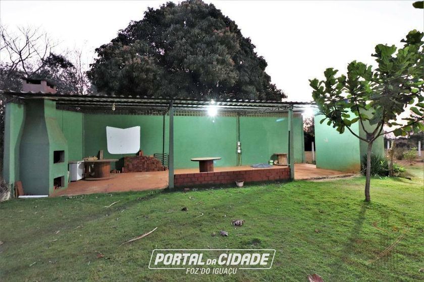 Ch&aacute;cara &agrave; venda - 10000m&sup2; - Alto da Boa Vista