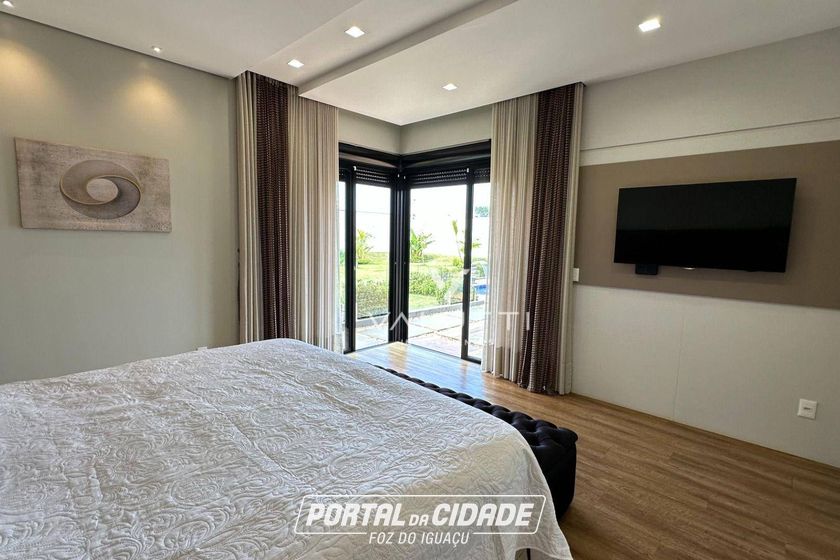 Casa &agrave; venda - 407m&sup2; - Condom&iacute;nio Residencial Reserva Igua&ccedil;u