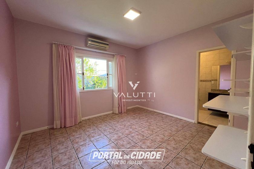 Casa &agrave; venda - 600m&sup2; - Condom&iacute;nio Chacara Natureza