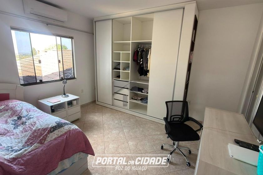 Sobrado &agrave; venda - 375m&sup2; - Porto Meira
