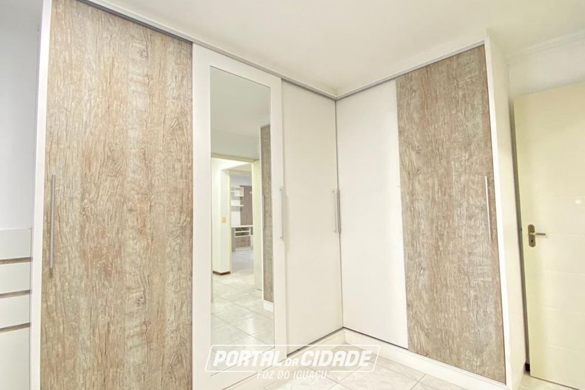 Apartamento &agrave; venda - 122m&sup2; - Centro