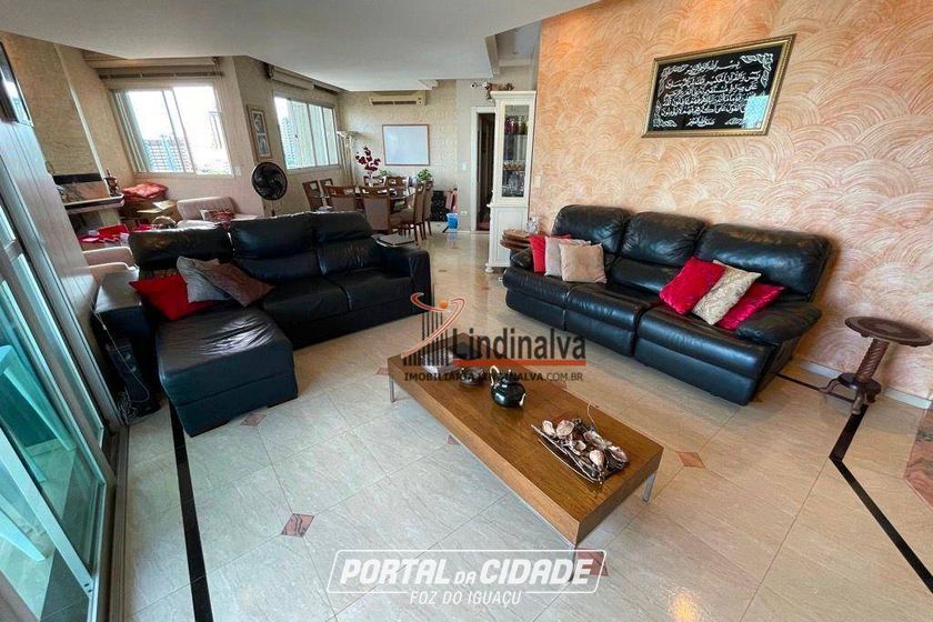 Apartamento &agrave; venda - 176m&sup2; - Centro