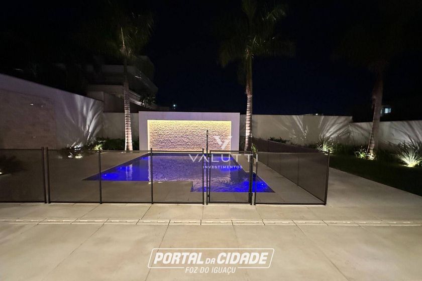 Sobrado &agrave; venda - 472m&sup2; - Condom&iacute;nio Residencial Esmeralda
