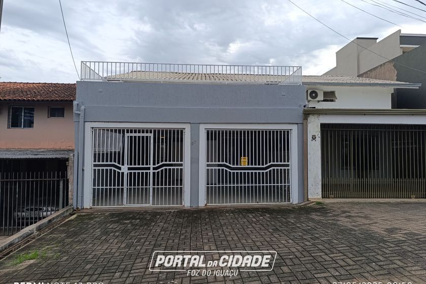 Sobrado &agrave; venda - 150m&sup2; - Centro