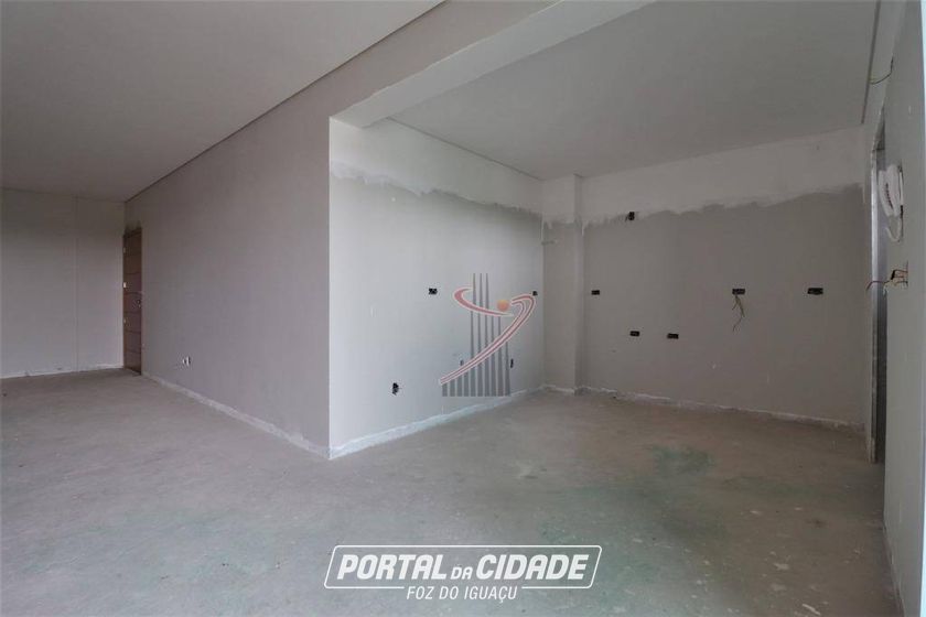 Apartamento &agrave; venda - 122m&sup2; - Edif&iacute;cio Residencial Esmeralda