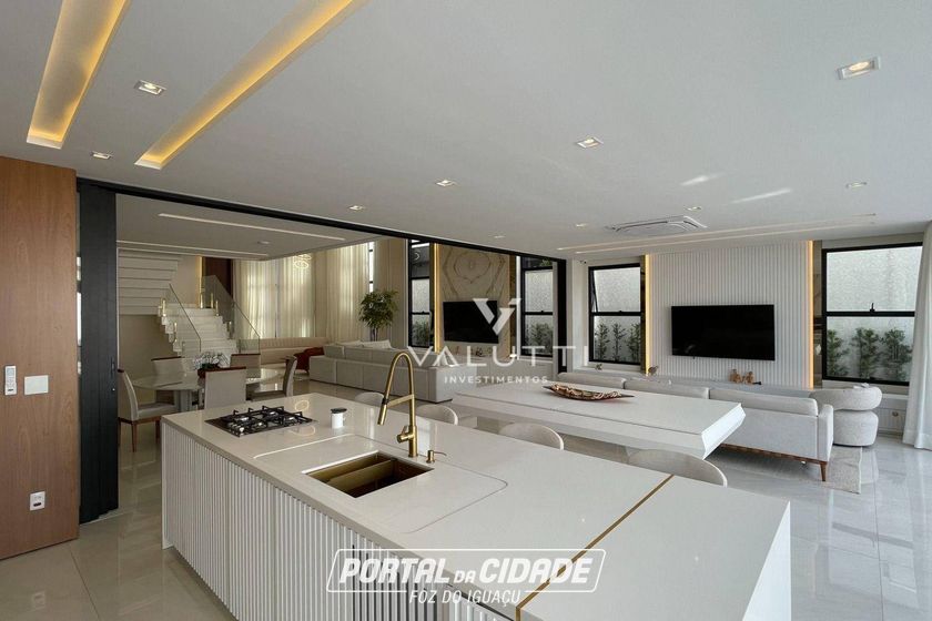Sobrado &agrave; venda - 472m&sup2; - Condom&iacute;nio Residencial Esmeralda