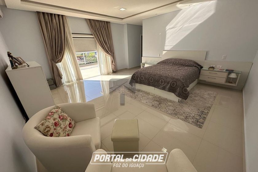 Casa &agrave; venda - 338m&sup2; - Klp
