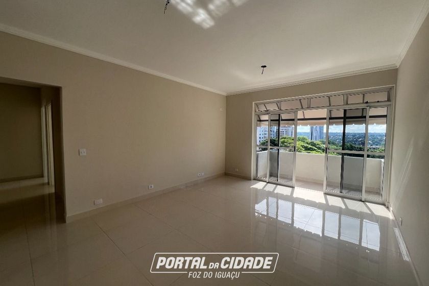 Apartamento &agrave; venda - 102m&sup2; - Centro