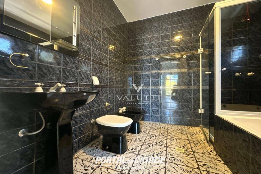 Sobrado &agrave; venda - 308m&sup2; - Jardim Alice I