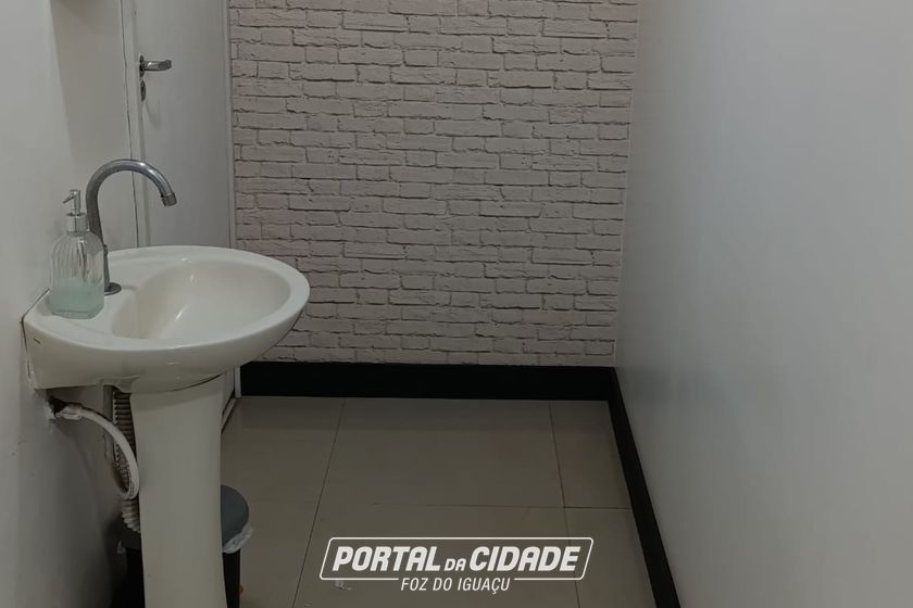 Sala Comercial para alugar - 150m&sup2; - Centro