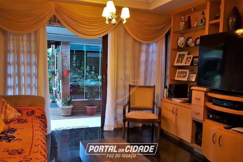 Sobrado &agrave; venda - 470m&sup2; - Condominio Residencial Lago dos Cisnes