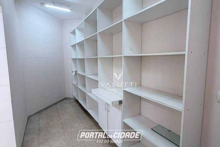 Sobrado &agrave; venda - 450m&sup2; - Jardim Polo Centro