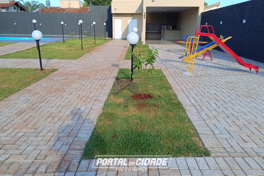 Terreno &agrave; venda - 353m&sup2; - Lancaster V