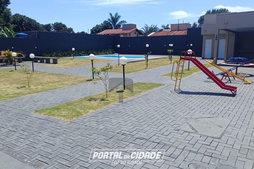Terreno &agrave; venda - 353m&sup2; - Lancaster V