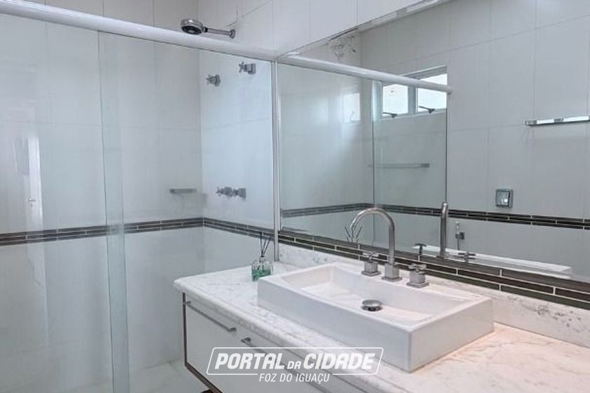 Sobrado &agrave; venda - 464m&sup2; - Condominio Residencial Lago dos Cisnes
