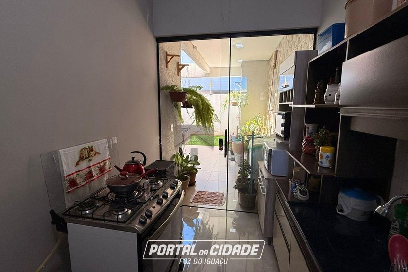 Casa &agrave; venda - 70m&sup2; - Parque Ouro Verde