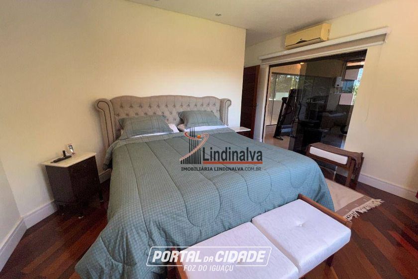Sobrado &agrave; venda - 429m&sup2; - Condom&iacute;nio Residencial Village Igua&ccedil;u