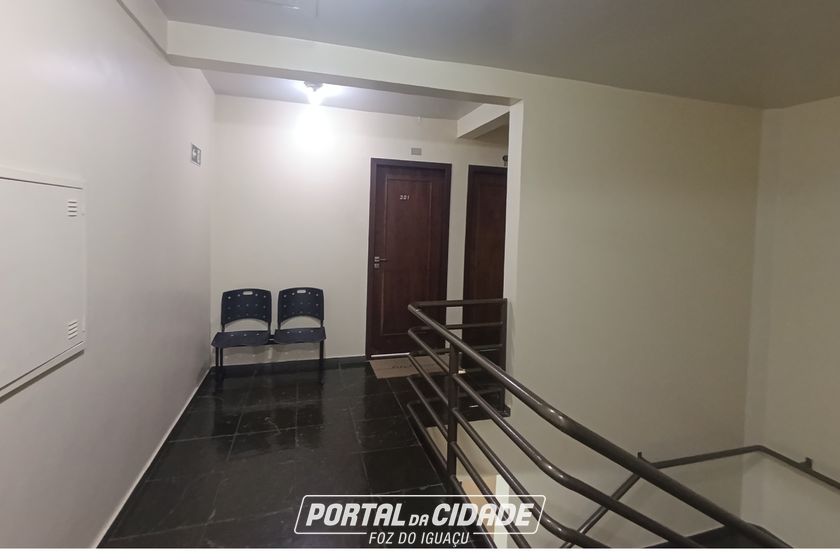 Sala Comercial para alugar - 64m&sup2; - Centro