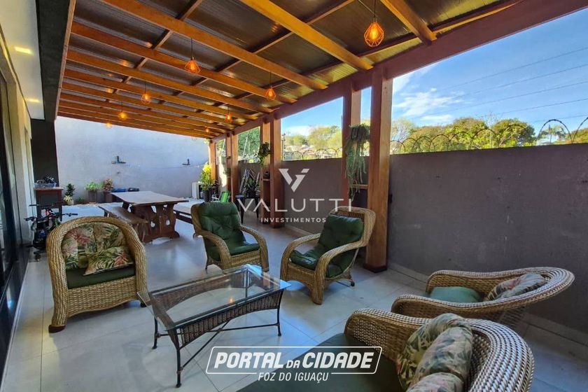 Sobrado &agrave; venda - 326m&sup2; - Condom&iacute;nio Residencial Dom Laurindo