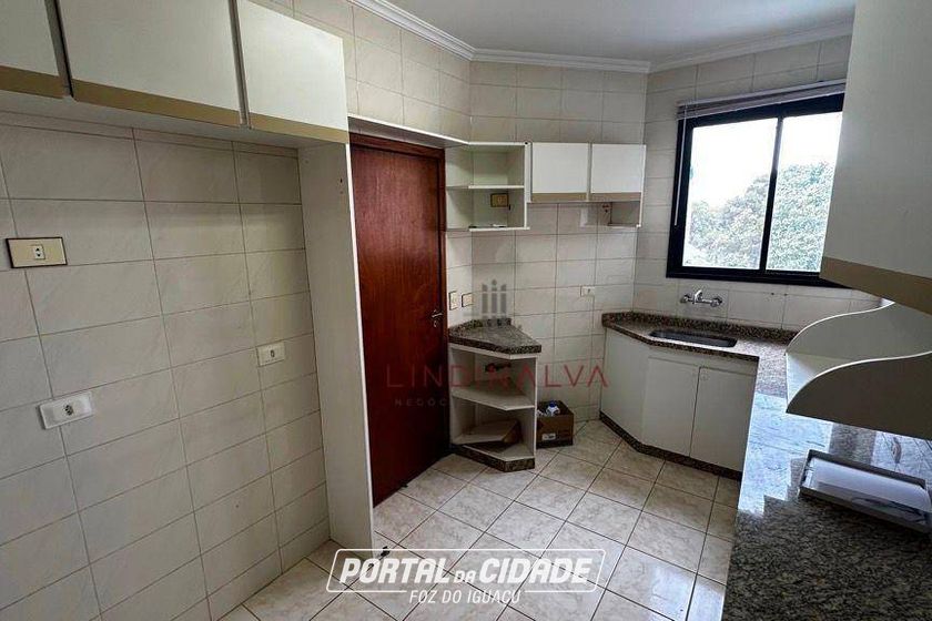 Apartamento &agrave; venda - 169m&sup2; - Centro