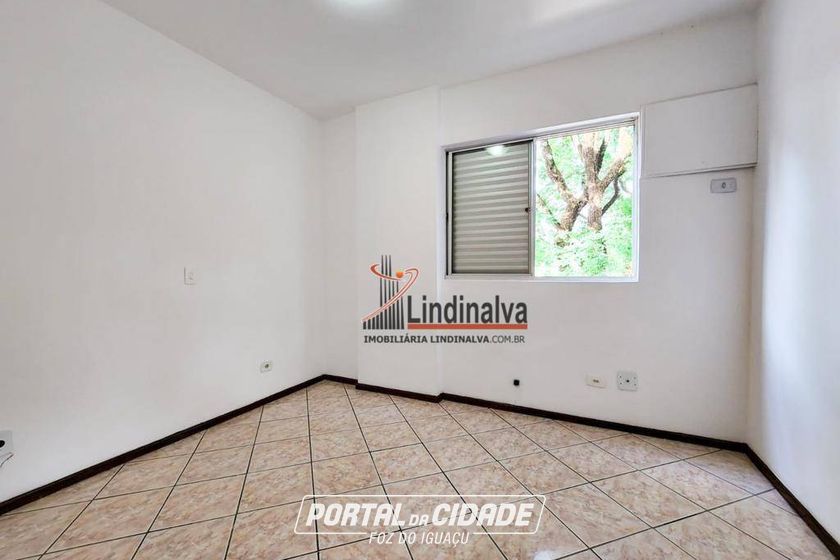 Apartamento &agrave; venda - 92m&sup2; - Centro