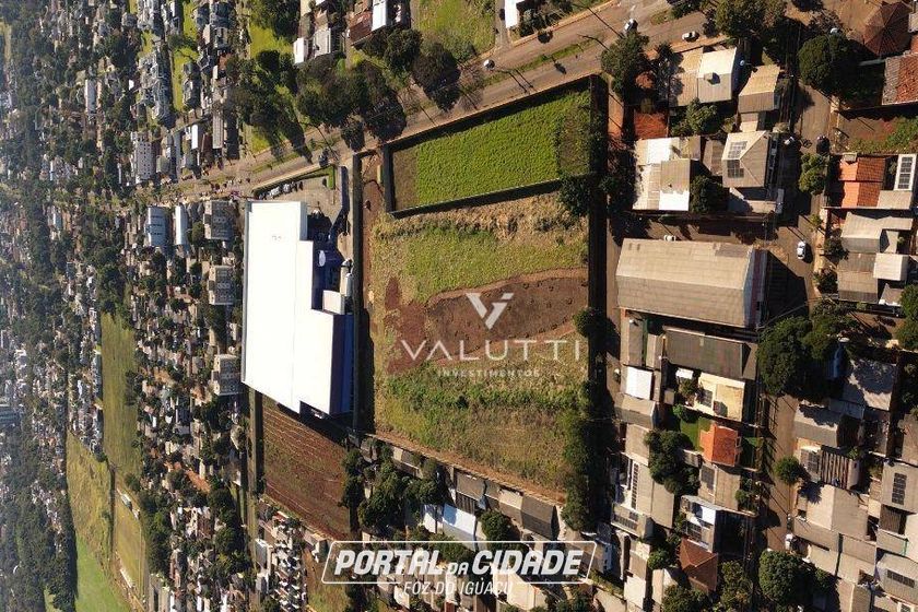 Terreno &agrave; venda - 250m&sup2; - Condominio Residencial Villa Bela
