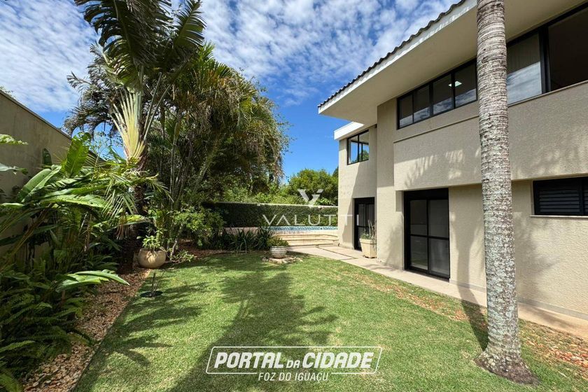 Casa &agrave; venda - 382m&sup2; - Condom&iacute;nio Vila Residencial B