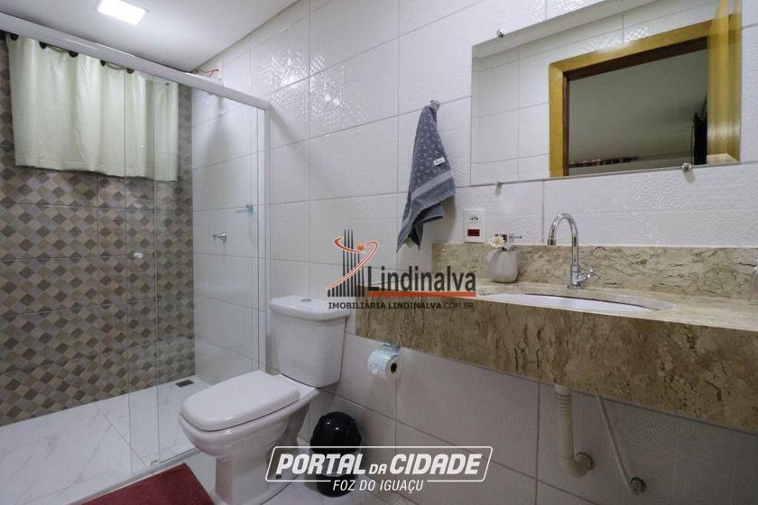 Casa &agrave; venda - 290m&sup2; - Vila Residencial A