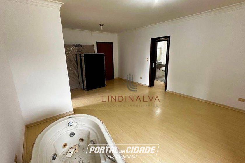 Apartamento &agrave; venda - 127m&sup2; - Centro
