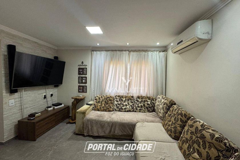 Casa &agrave; venda - 200m&sup2; - Vila A