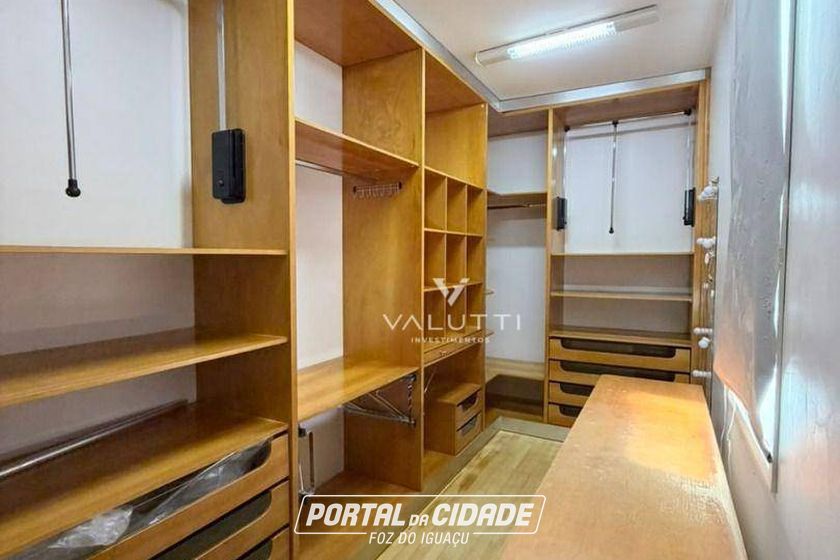 Sobrado &agrave; venda - 450m&sup2; - Jardim Polo Centro