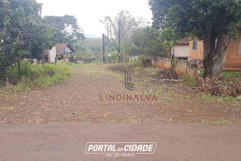 Ch&aacute;cara &agrave; venda - 28260m&sup2; - Centro