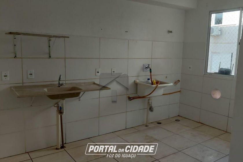 Apartamento para alugar - 43m&sup2; - Tr&ecirc;s Lagoas