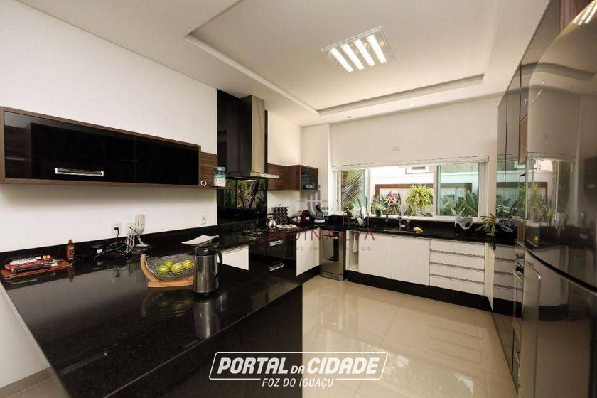 Sobrado &agrave; venda - 364m&sup2; - Condom&iacute;nio Country Igua&ccedil;u
