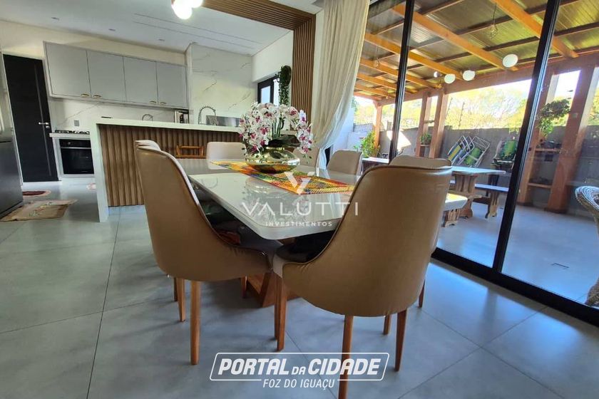 Sobrado &agrave; venda - 326m&sup2; - Condom&iacute;nio Residencial Dom Laurindo
