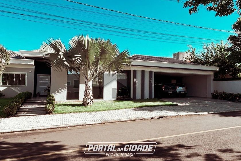 Casa &agrave; venda - 440m&sup2; - Vila Shalon