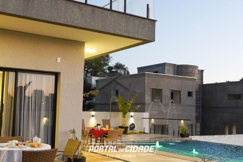 Casa &agrave; venda - 670m&sup2; - Tr&ecirc;s Fronteiras