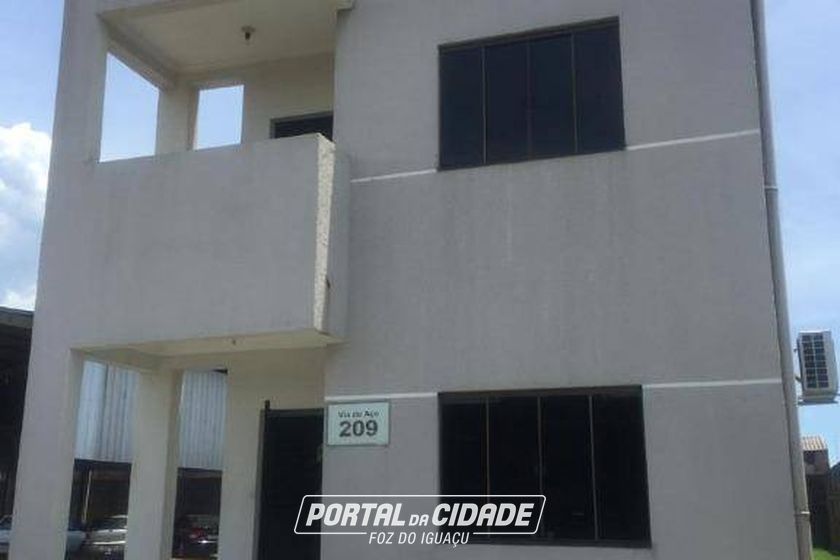 Sal&atilde;o Comercial &agrave; venda - 1413m&sup2; - Distrito Industrial