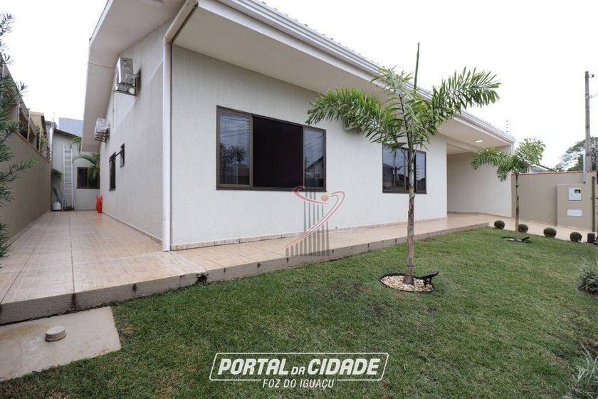 Casa &agrave; venda - 242m&sup2; - Jardim Bourbon