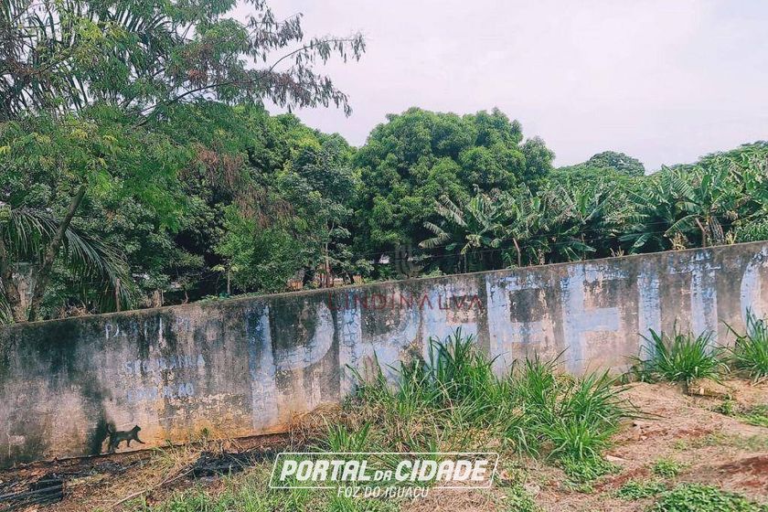 Terreno &agrave; venda - 513m&sup2; - Beverly Falls Park