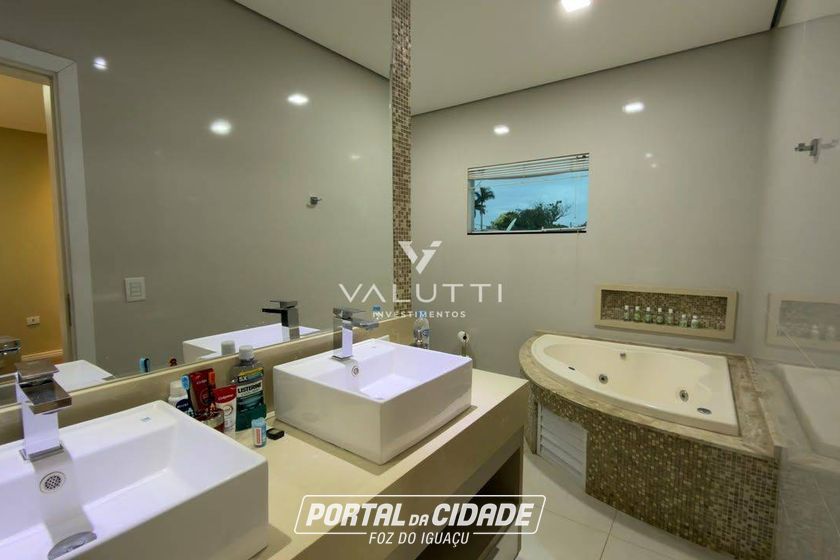 Sobrado &agrave; venda - 238m&sup2; - Jardim Lind&oacute;ia