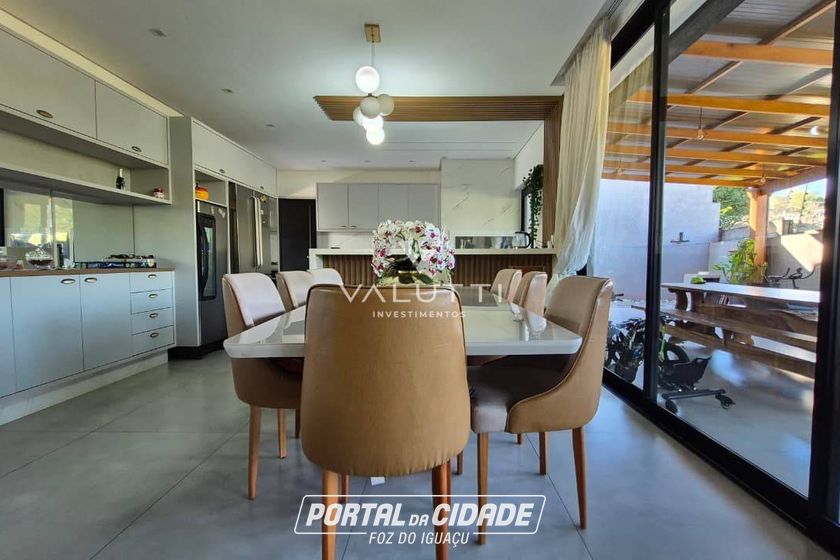 Sobrado &agrave; venda - 326m&sup2; - Condom&iacute;nio Residencial Dom Laurindo